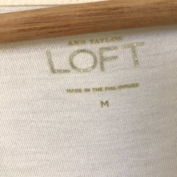Ann Taylor LOFT Cream T-Shirt Blouse, Size M - Picture 7 of 10